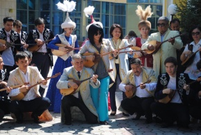 Flashmob for Dombra Day