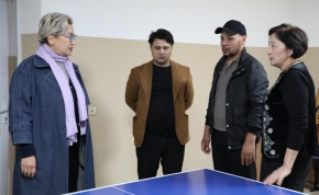 Гаухар Тасбергенова посетила студенческое общежитие, чтобы лично оценить условия проживания студентов в новом учебном году