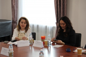 9 сәуір күні  Құрманғазы атындағы Қазақ ұлттық консерваториясында Ғылым апталығы аясында «Вокал және дирижерлеу» факультетінің «Вокал және хор өнері дамуының заманауи тенденциялары» тақырыбында Республикалық дөңгелек үстелі өтті.
